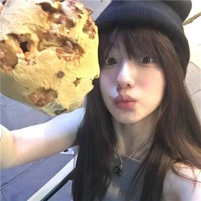 回到八零，拒绝金手指后我成为大亨